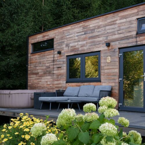 Coniferis Retreat Tomnatic