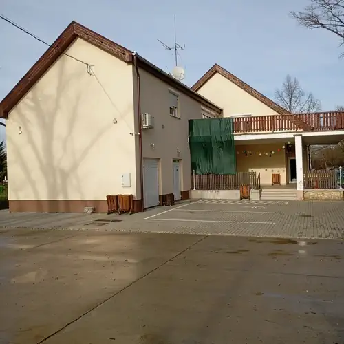 Vadászház Kávézó és Szálláshely Mezőtúr 006 kép