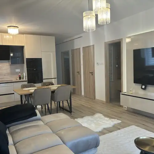 Lux-City Apartman Nyíregyháza 002 kép