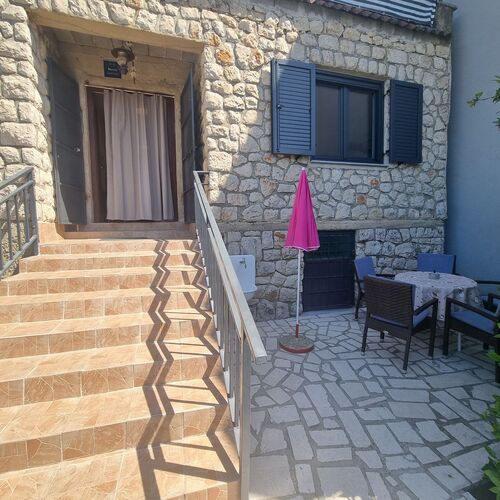 Apartman Karmen Novi Vinodolski ★★ 2