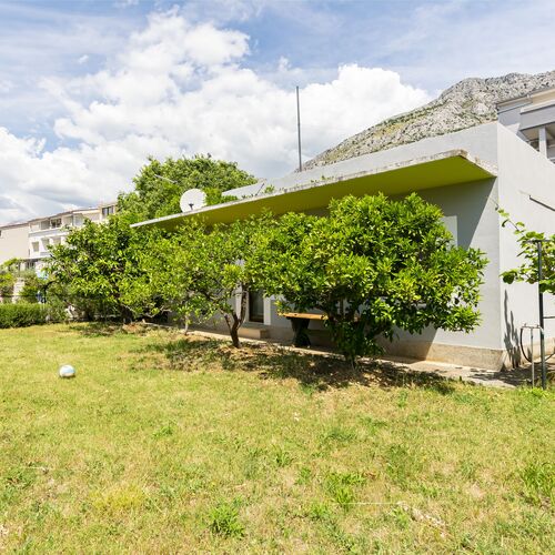 House Turtle garden Omis