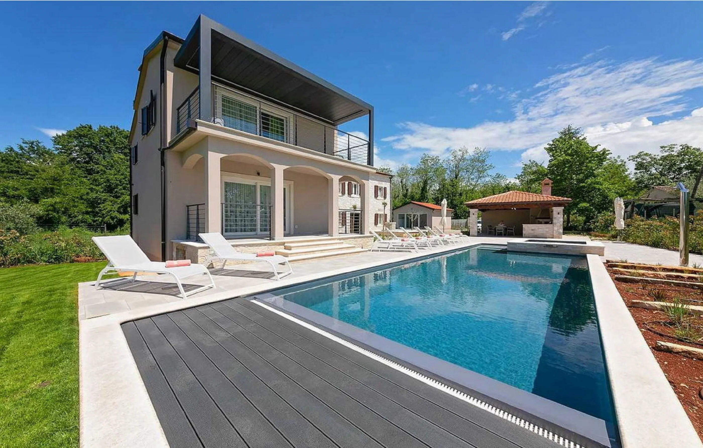Villa Casa Denis s bazenom, saunom i whirlpoolom Kastelir