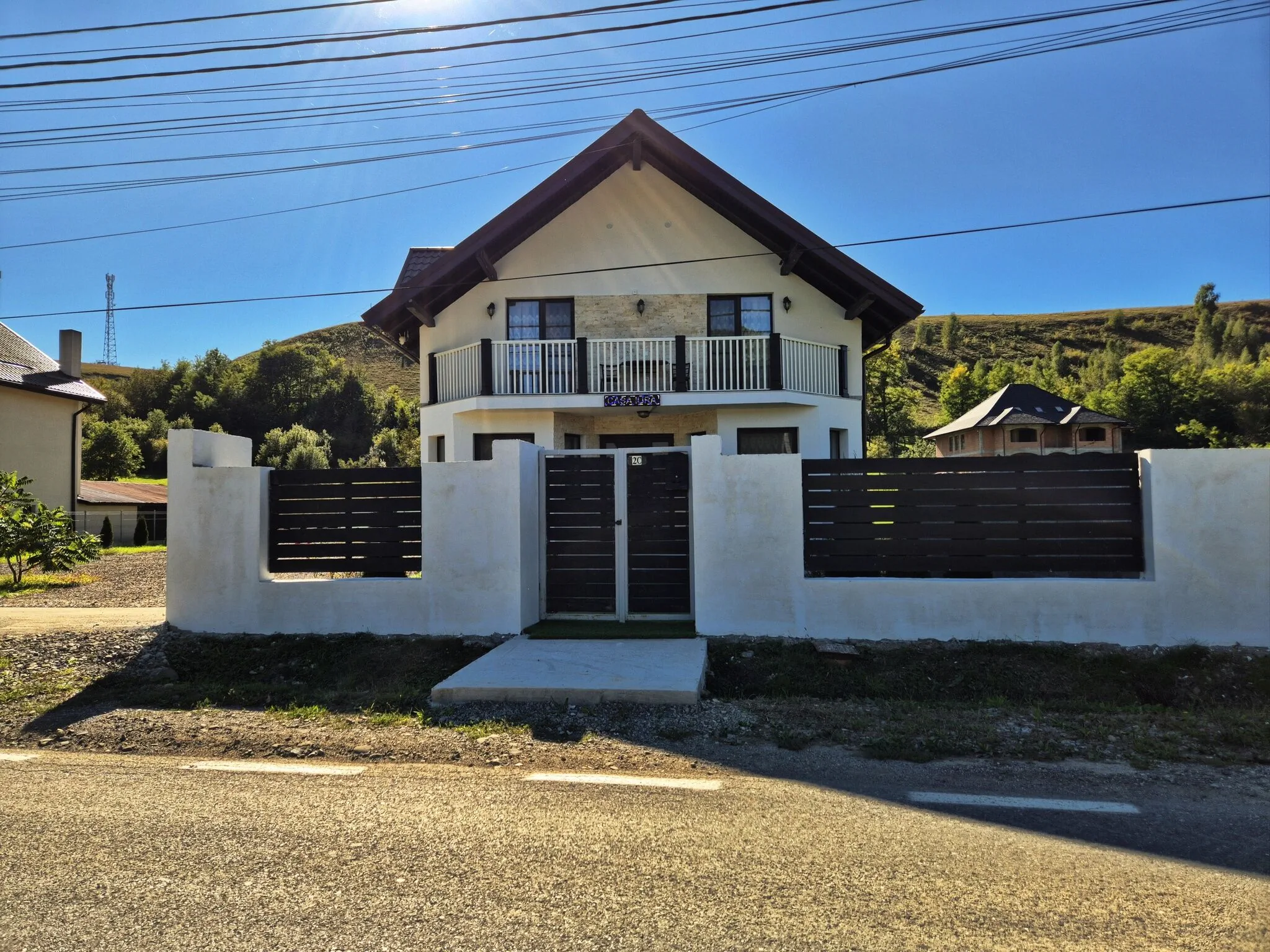 Casa Iura Oncești
