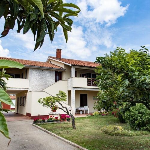 Apartment Roma Fazana  2