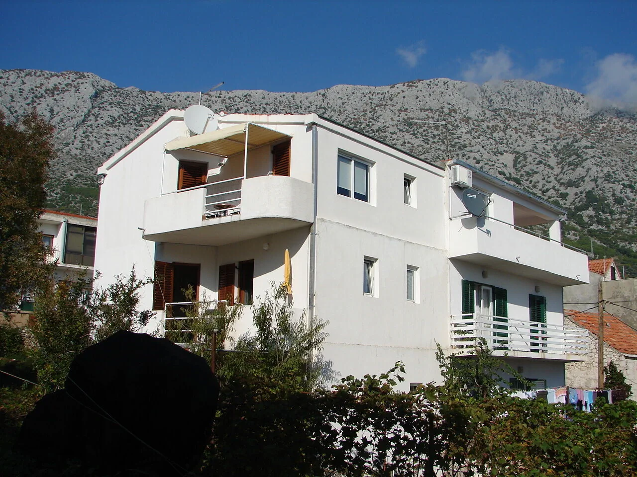 Apartments Vrtina Igrane