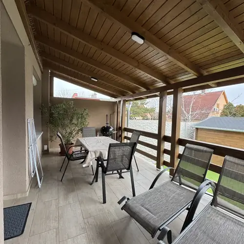 Potecz Apartmanház Balatonfenyves 002 kép