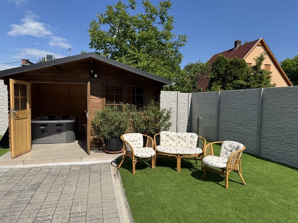 Potecz Apartmanház Balatonfenyves
