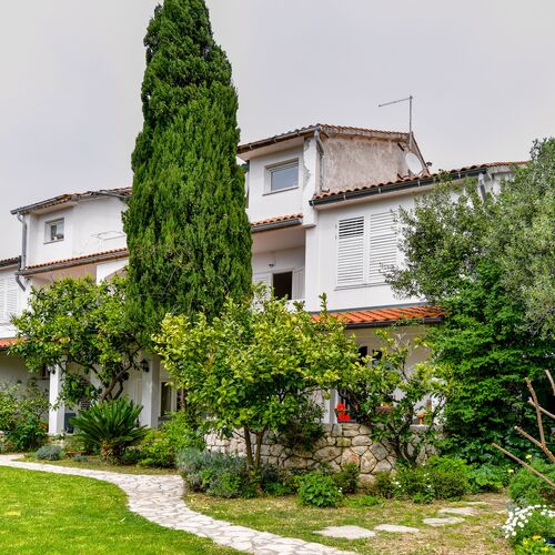 Apartmanok Családok Részére Medencével Barbat, Rab - 20170 Barbat  2