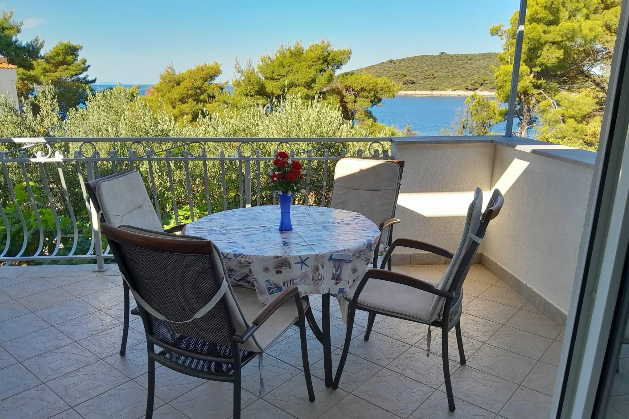 Apartmanok A Tenger Mellett Maslinica Solta - 23173