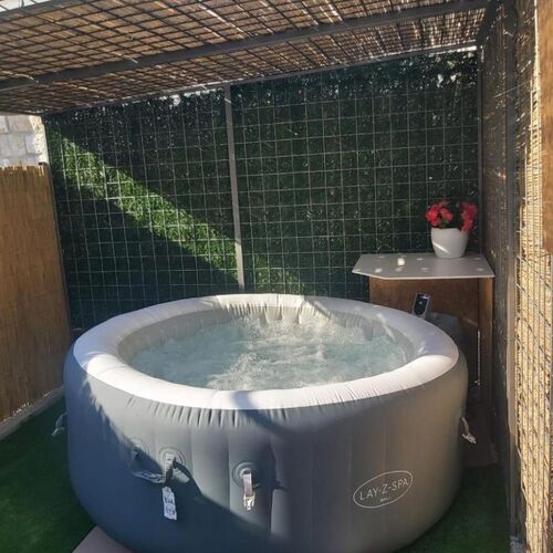 An outdoor jacuzzi