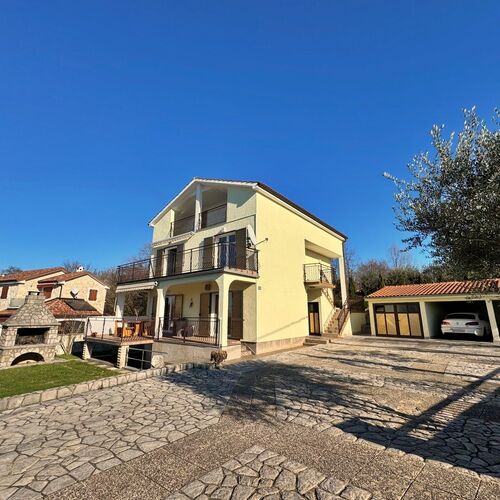 Apartments Pavle Malinska ★★★ 4