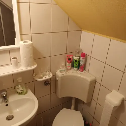 Łazienka z prysznicem +WC