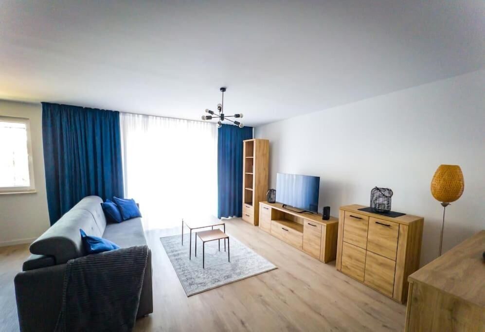 Gdańsk Letnica Apartament 72m2 dla 6 osób z parkingiem