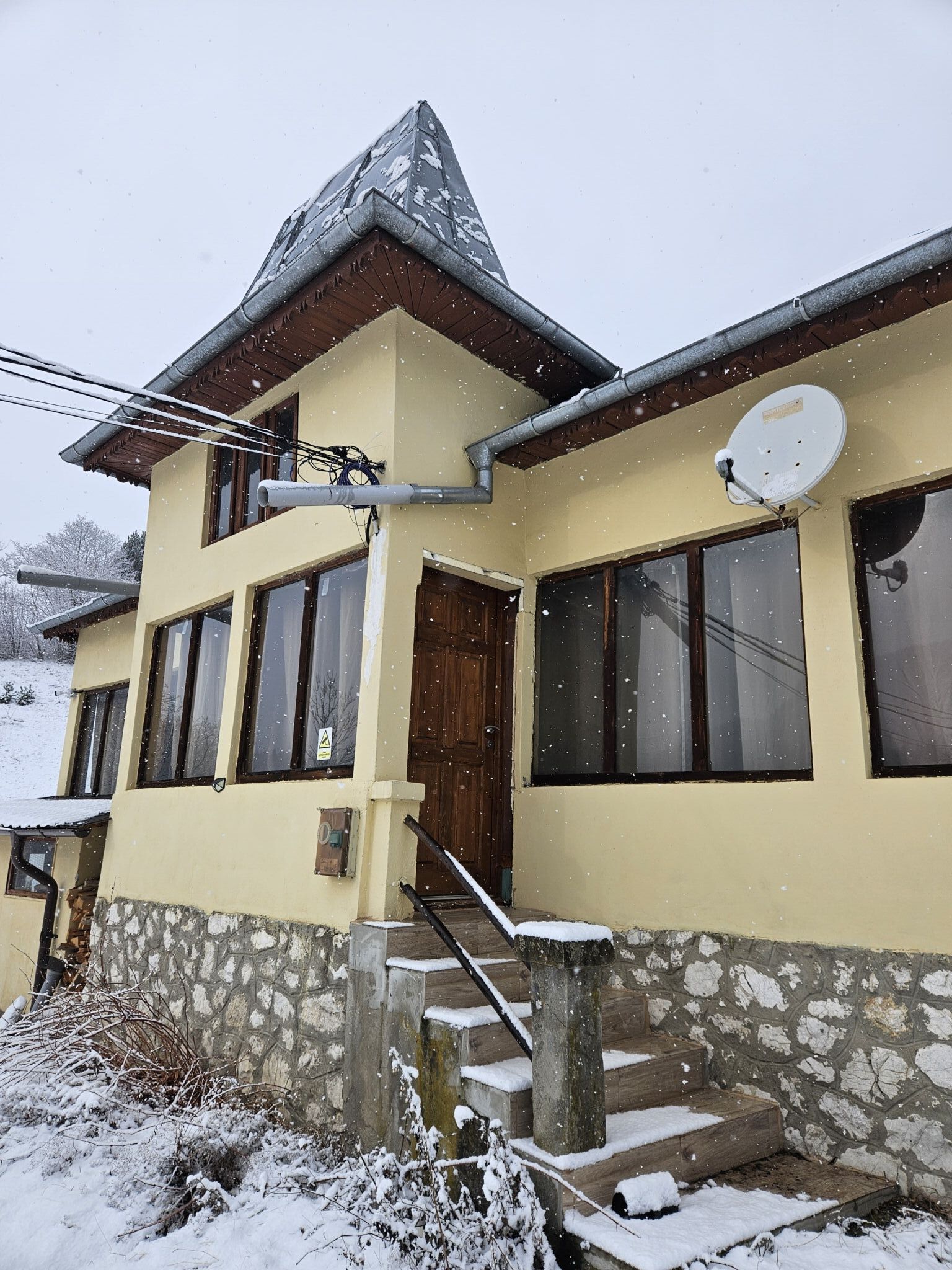 Casa Undeva la Moșie Podu Dâmboviţei