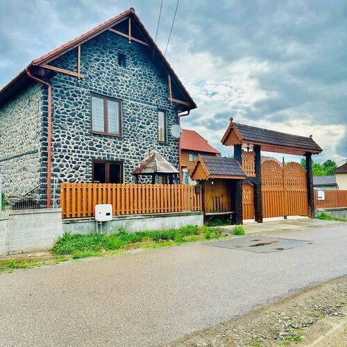 Penisunea Agroturistică Casa de Piatră Brăișoru