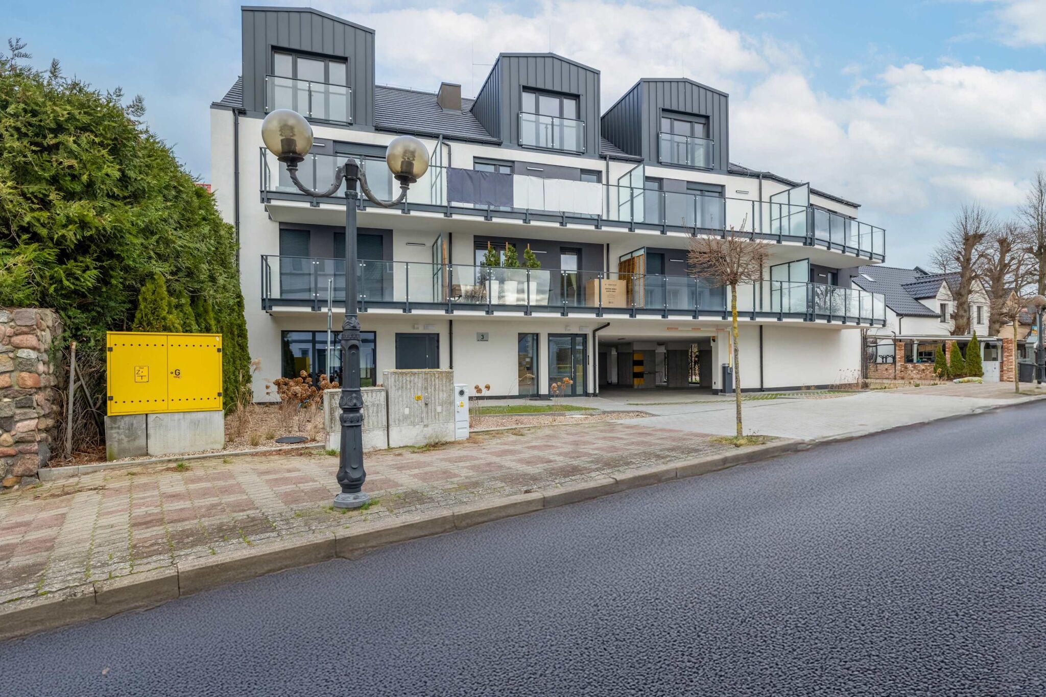 Parkowa 3 | Jasny Apartament | Blisko Plaży Niechorze 