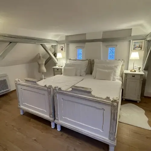 H&aacute;l&oacute; a gal&eacute;ri&aacute;n