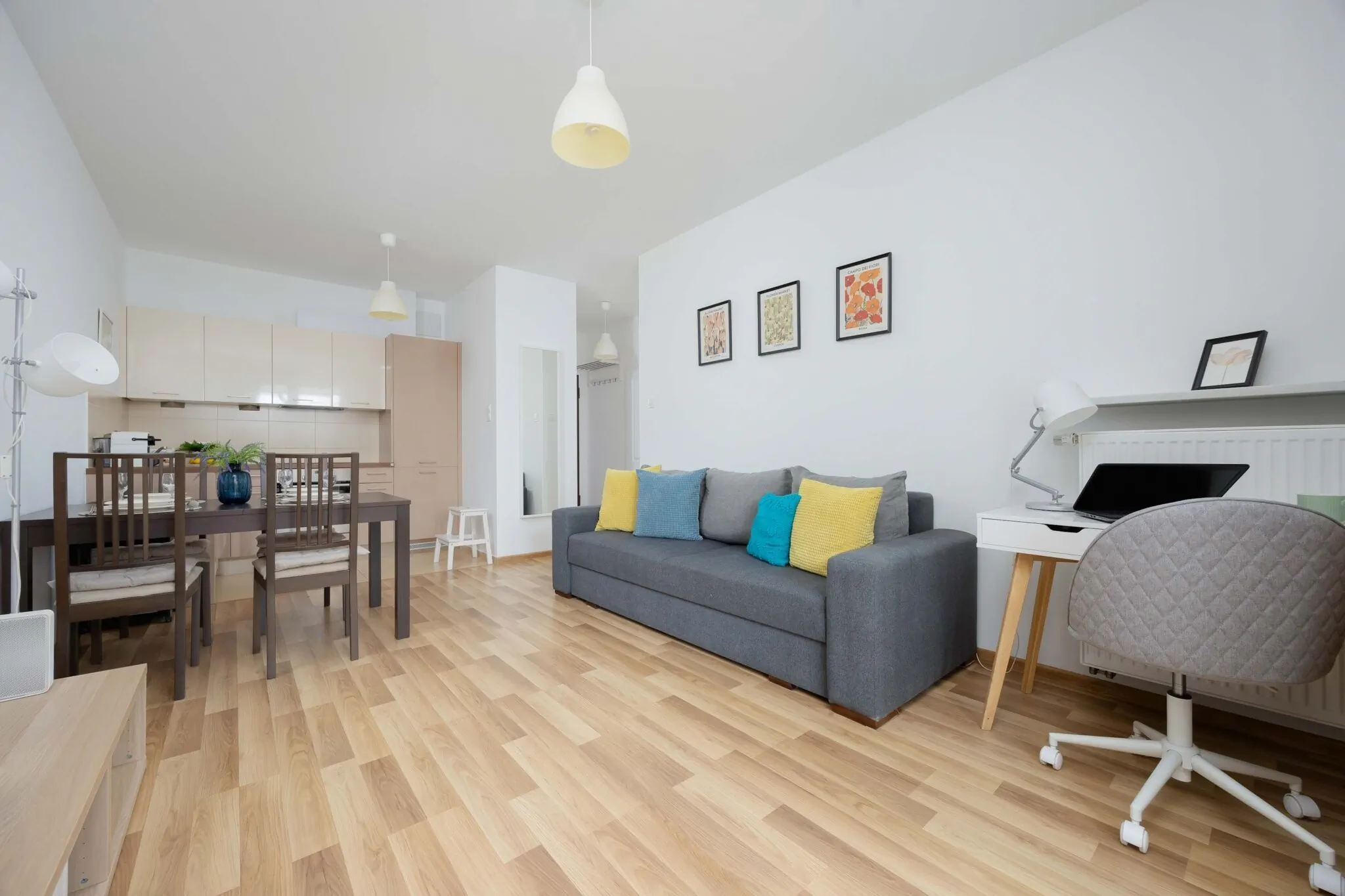 Jeziorańskiego 51 | Jasny Apartament | Parking Warszawa