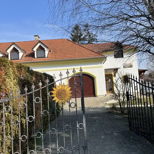 Bakonyi Napsugár Vendégház Döbrönte 022 kép