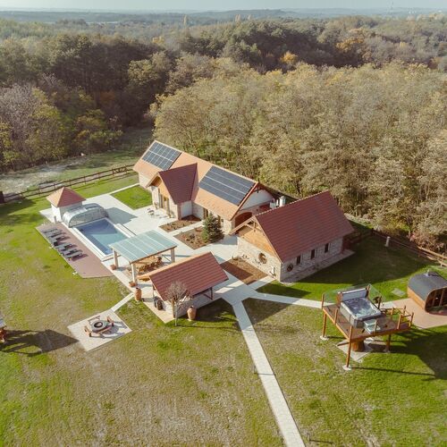 LeNora Vendégház Várgesztes