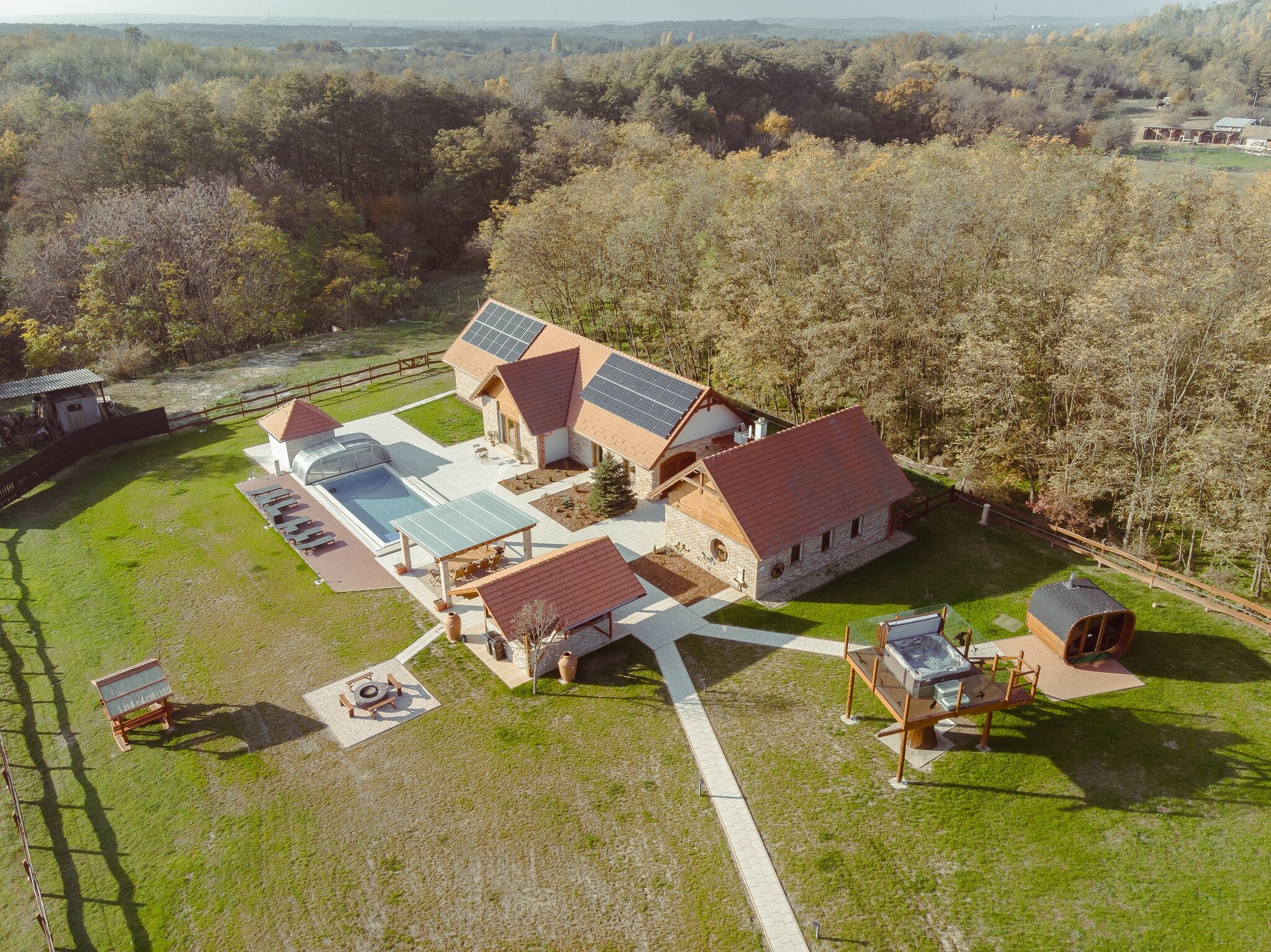 LeNora Vendégház Várgesztes