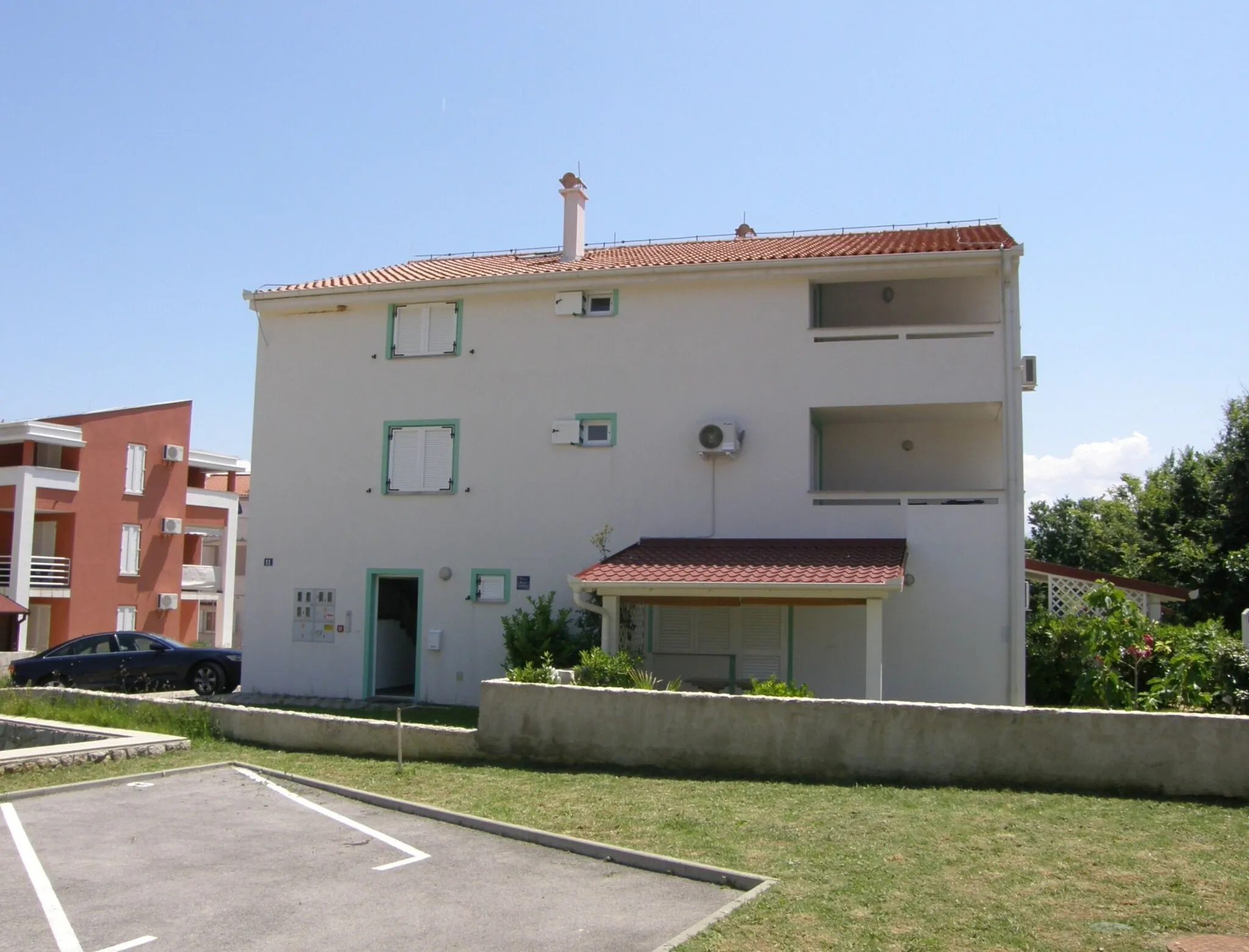 Apartment Knezevic Baska