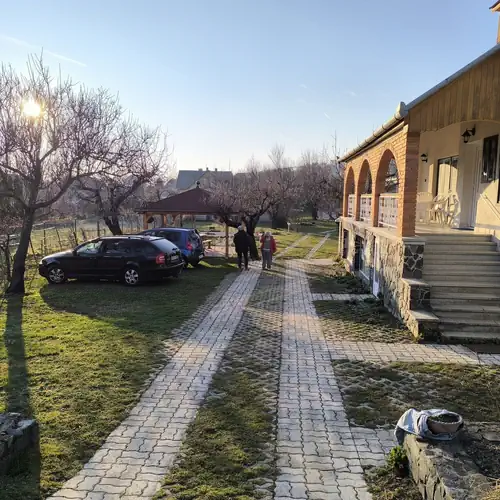 Mogyorós Apartmanház Balatongyörök 003 kép