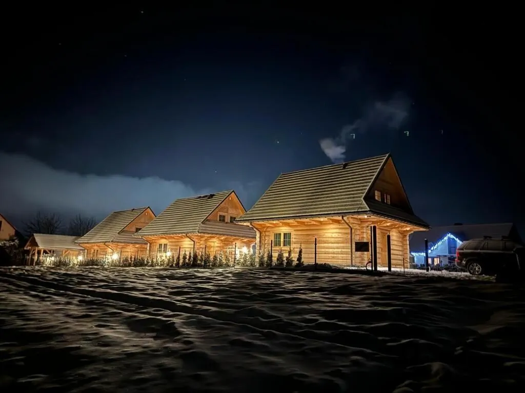 Dom z bala Jodełka - Górskie Przysiółki w Koniakowie 