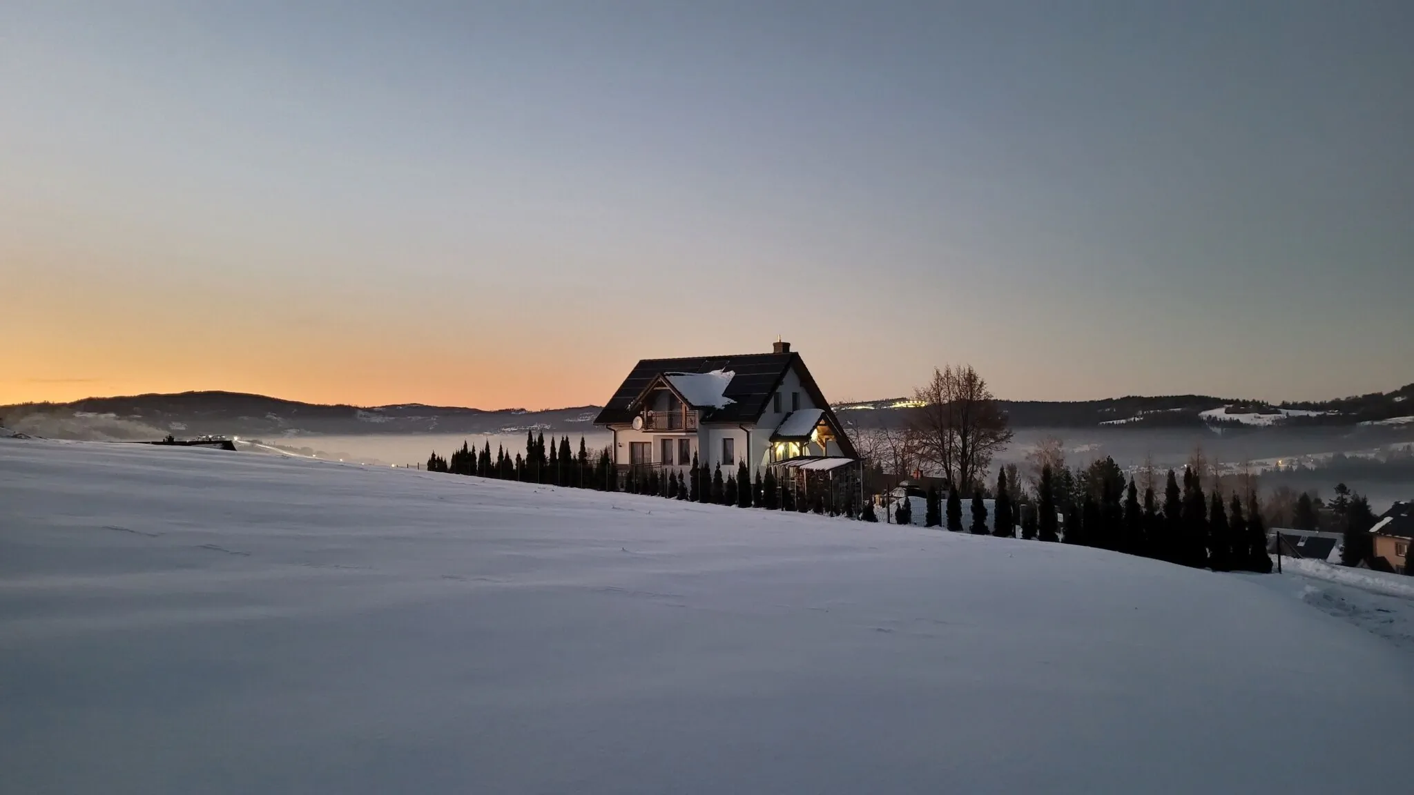 Dom z Widokiem Szańce - Górskie Przysiółki w Koniakowie