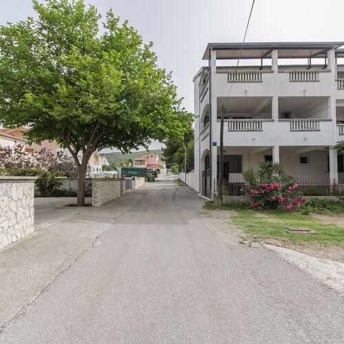 Apartments AndrijaS Tribunj  4