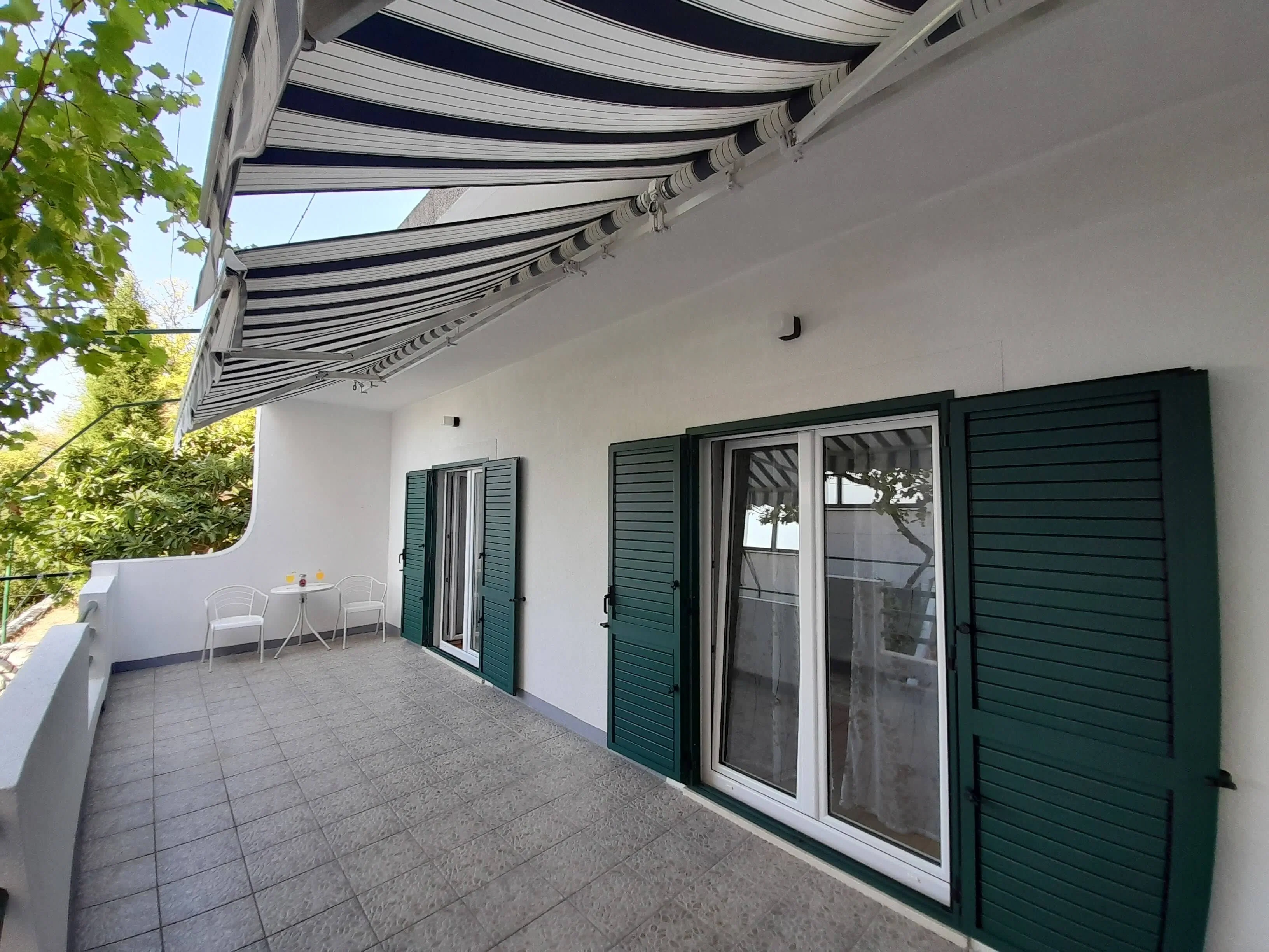 Apartments With Parking Space Brela, Makarska - 18417 Brela