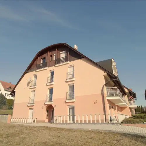 Deli Apartman Hévíz 002 kép
