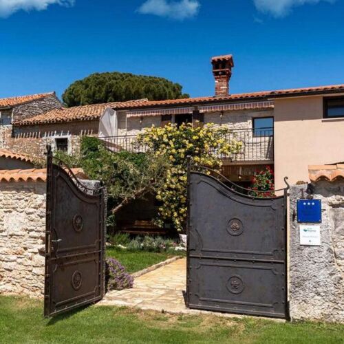 House Casa Paola Kastelir