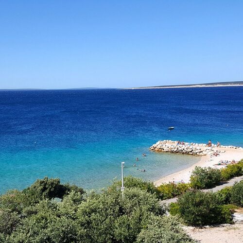 Apartments Mandre near sea  4