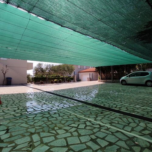 Apartments Mandre near sea  2