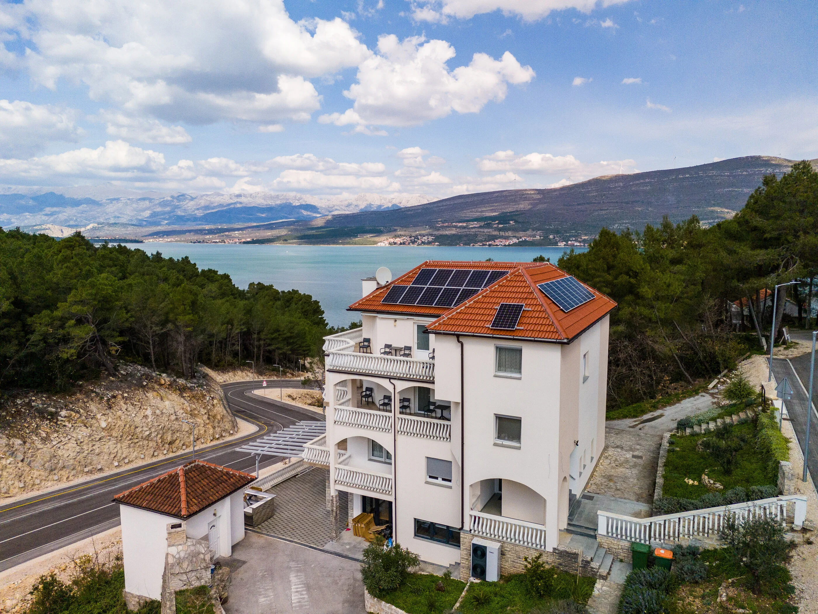 Apartments and Rooms Stipanovi Dvori Donji Karin
