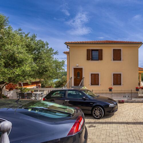 Apartments Baran Čižići  2