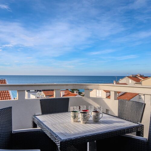 Apartment Penthouse Novalja  2