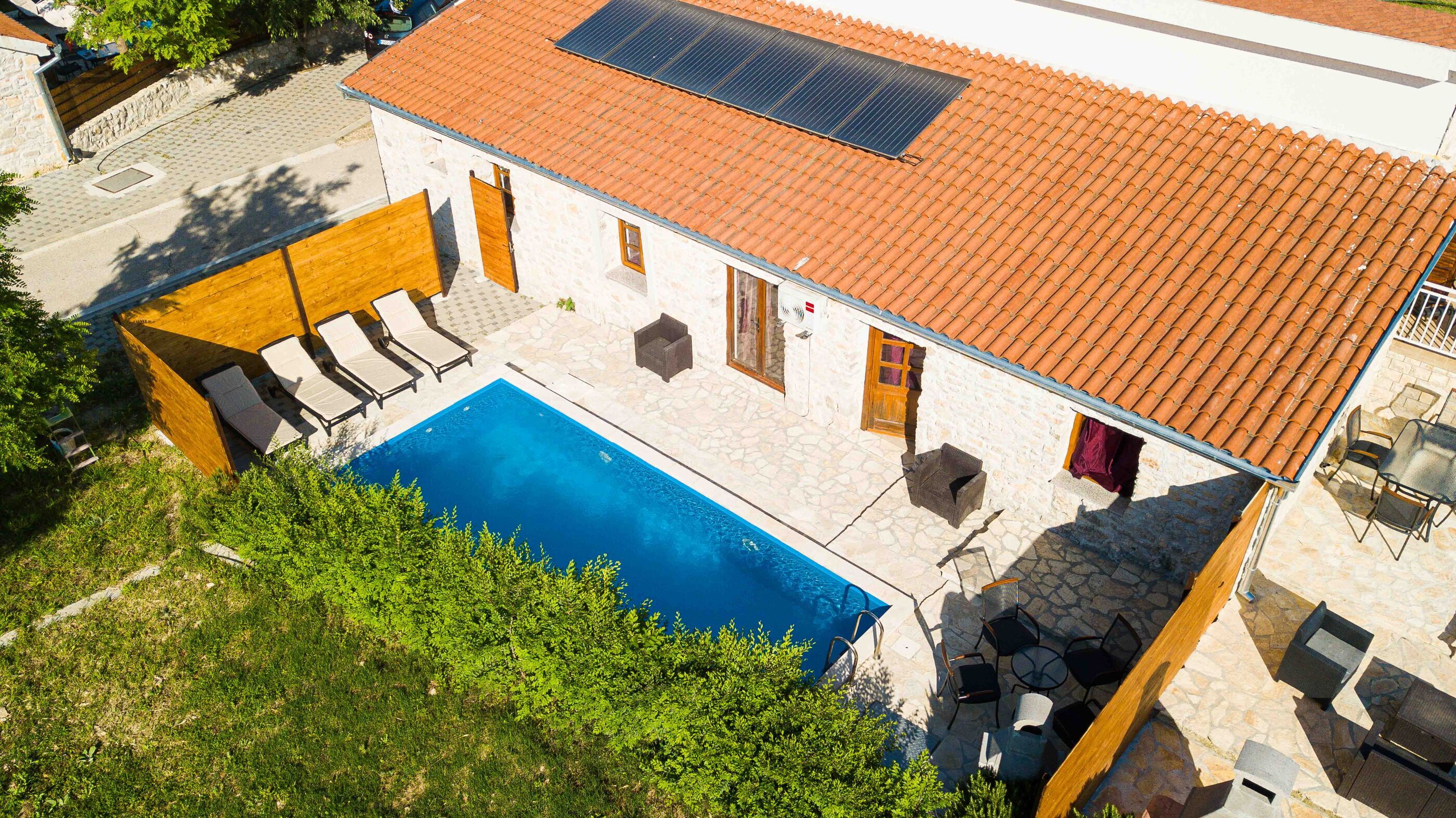 House Stone Curlew 5 Lišane Tinjske