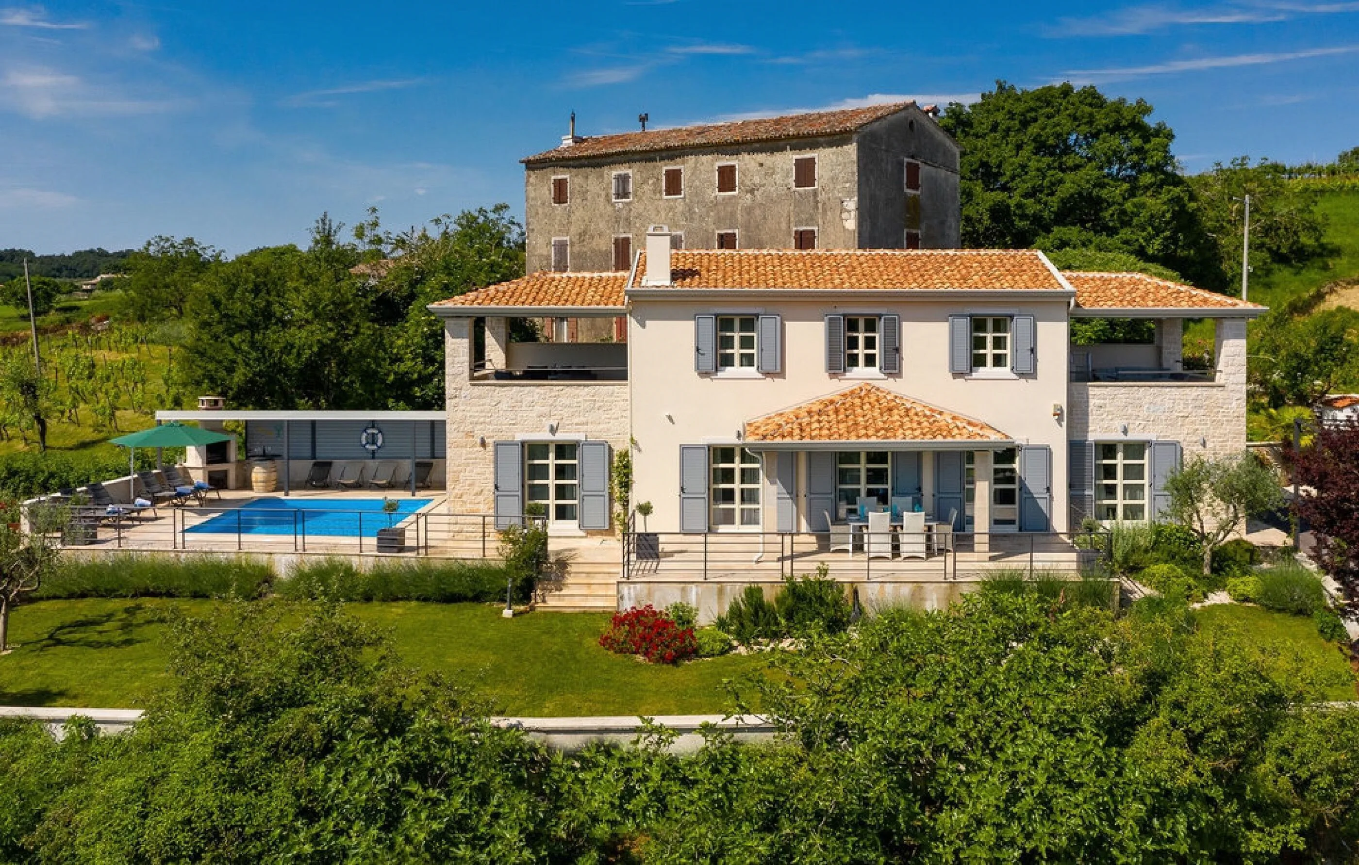 Villa Casa Katharina s bazenom i panoramskim pogledom Vizinada