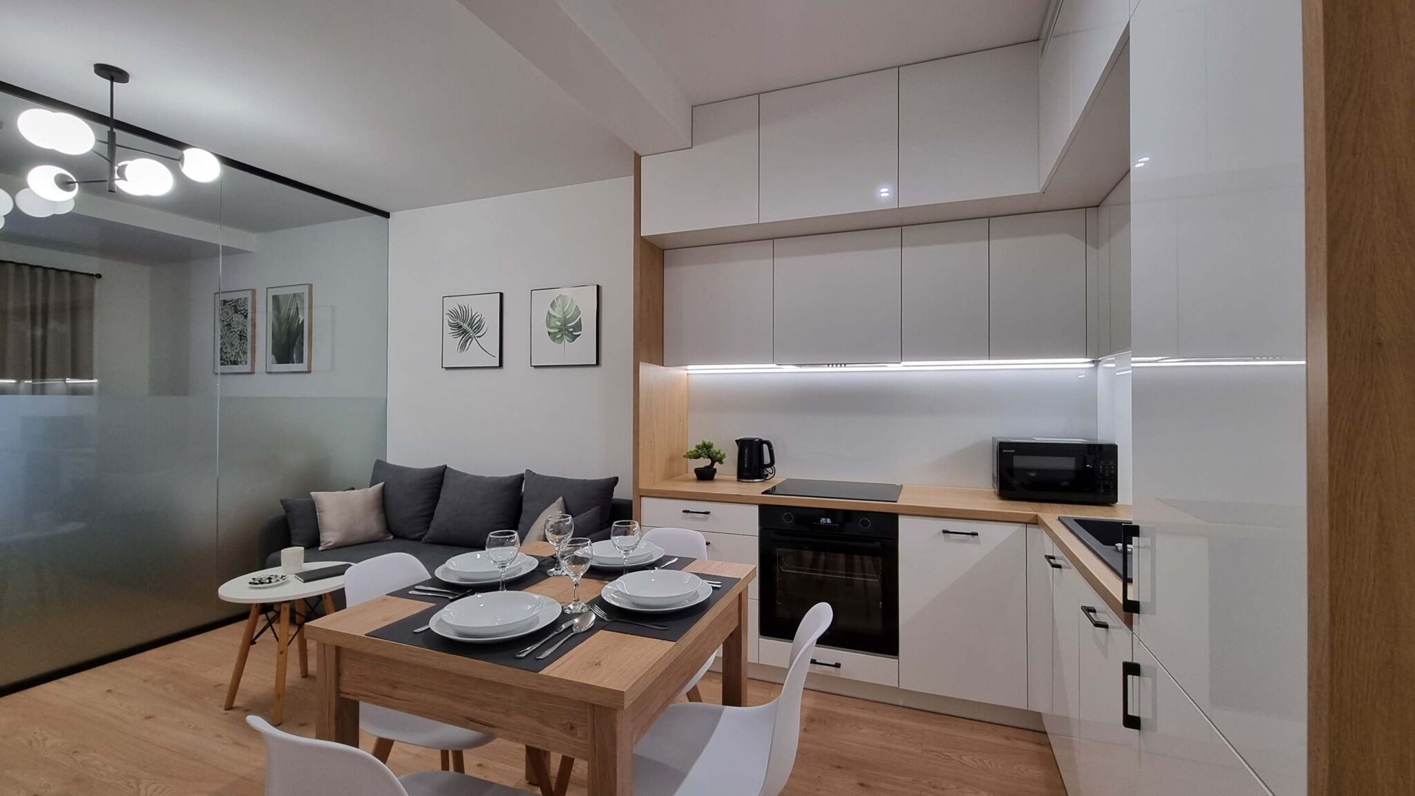 Aleje Wolności 13 | Nowoczesne Studio | Balkon Nowy Sącz