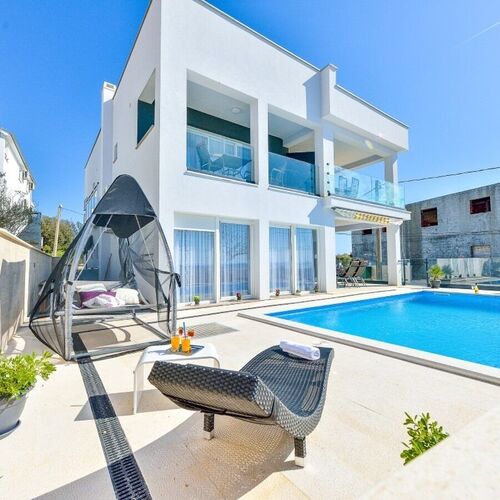 Apartments Sunny by the Sea Zaton  2