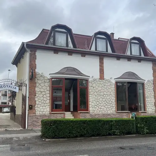 Hegyalja Fogadó Sárospatak 001 kép