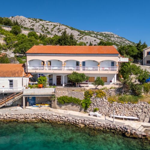 Apartments Taša Lukovo Sugarje  2