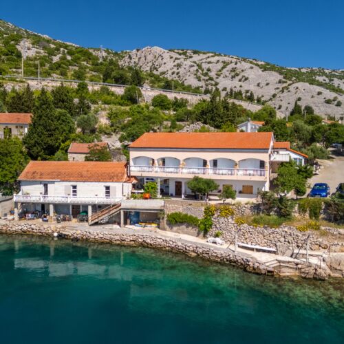 Apartments Taša Lukovo Sugarje