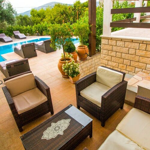 Villa Nia Okrug Gornji ★★★★ 3