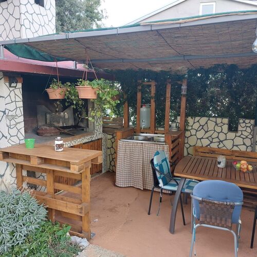 Apartments Flower house Bribir  4