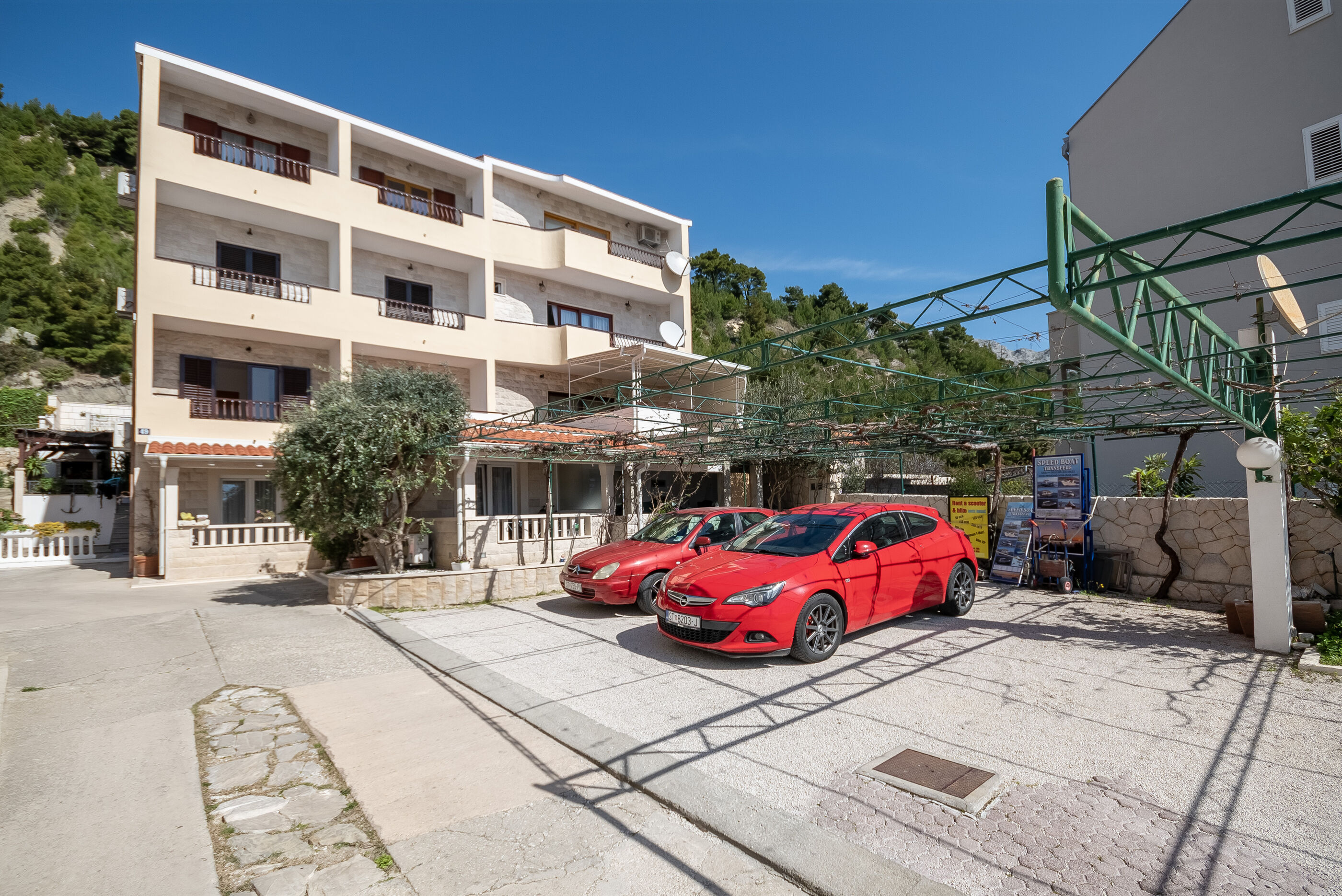 Apartment Karlo Duce