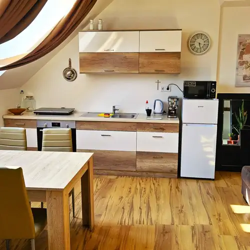 Jarina Apartman Aranyhíd Balatonalmádi 003 kép