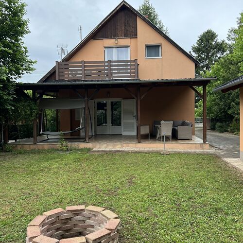 Izabella Vendégház Balatonszárszó